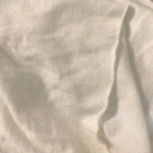 Wild Fable Size Large White V-Neck Crop Top. New Without Tags - Picture 3 of 3